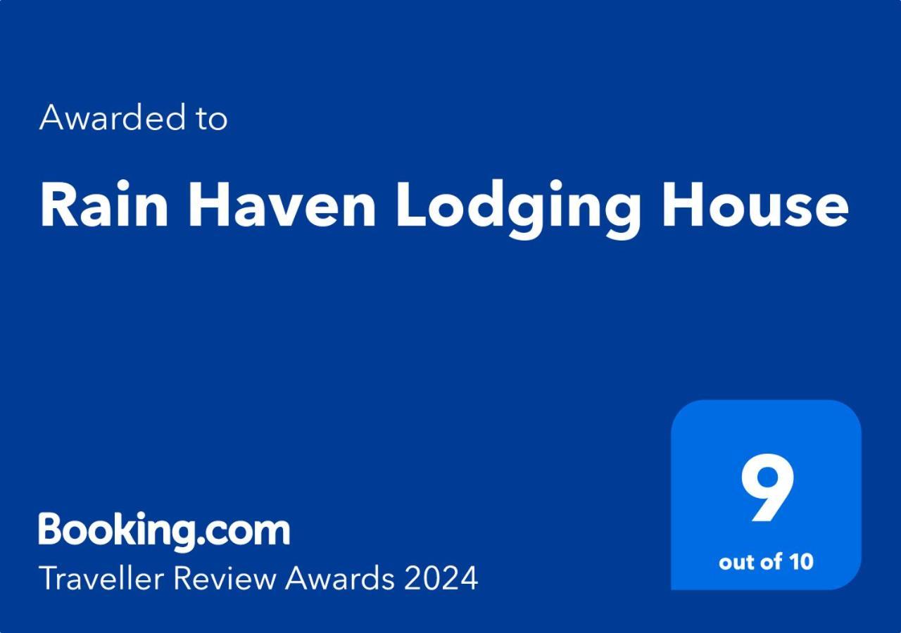 Rain Haven Lodging House Coron Exterior foto