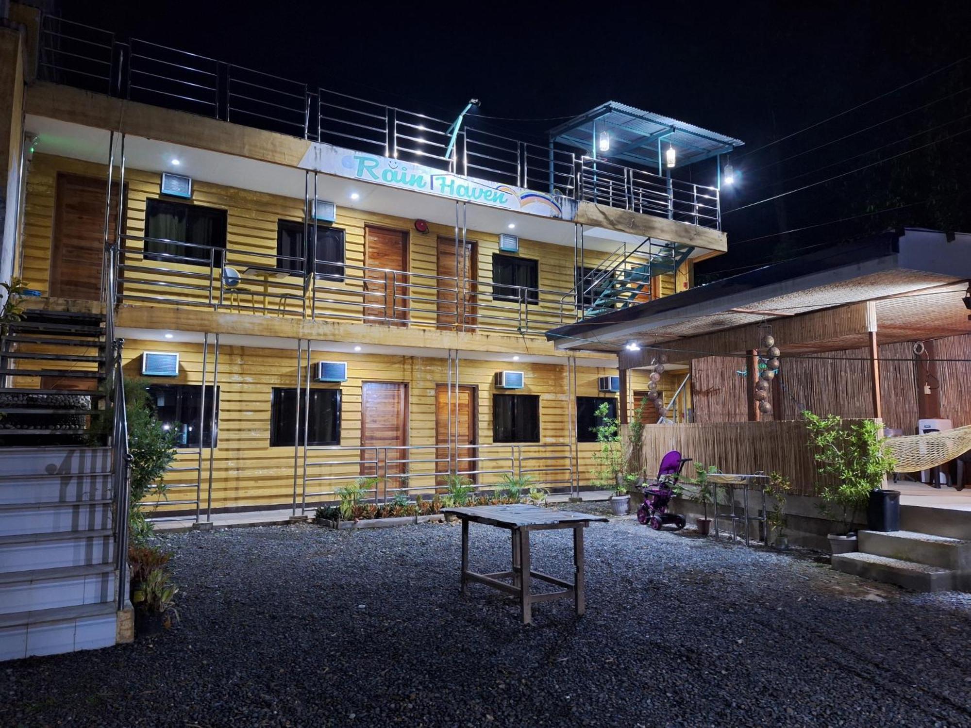 Rain Haven Lodging House Coron Exterior foto